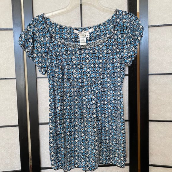 Max Studio Women's MOD Geometric Top - Small, NWT - Picture 2 of 14